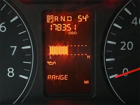 Used 2014 Nissan NV 2500 S image 17