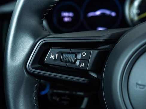 Used 2022 Porsche 911 GT3 image 16