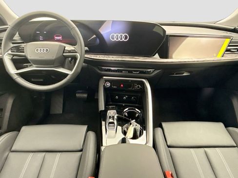 New 2025 Audi Q5 Prestige image 13