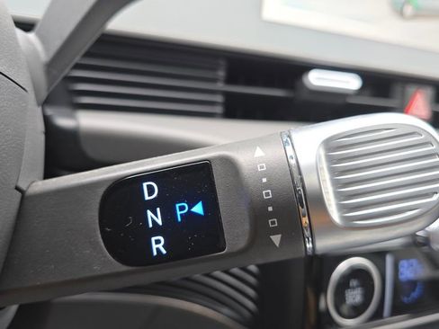 Used 2024 Hyundai Ioniq 5 SE image 36