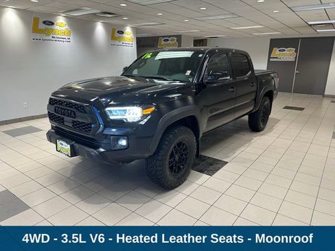 Used 2019 Toyota Tacoma TRD Off-Road AWD/4WD image 2
