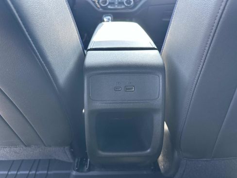 Used 2024 Buick Envista Sport Touring w/ Convenience I Package FWD image 13