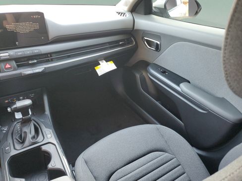 New 2025 Kia K4 EX FWD image 22