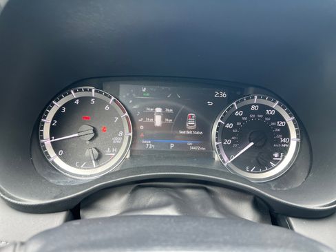 Used 2023 Toyota Highlander L image 15