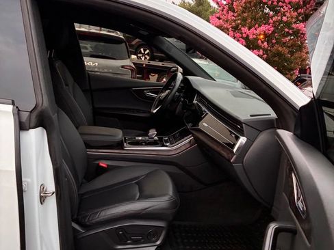 Used 2021 Audi Q8 Premium Plus w/ Premium Plus Package AWD/4WD image 23