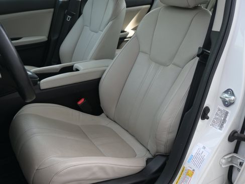 Used 2021 Honda Insight Touring image 16