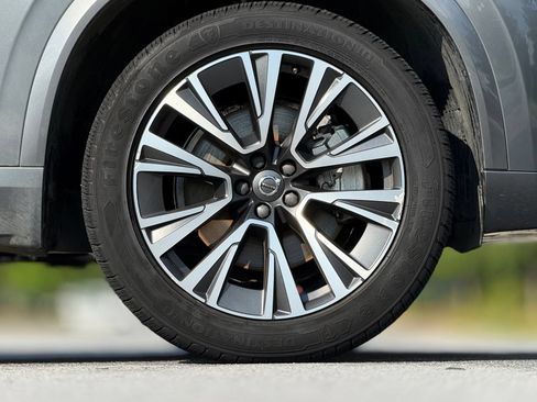 Used 2020 Volvo XC90 T5 Momentum w/ Protection Package FWD image 21