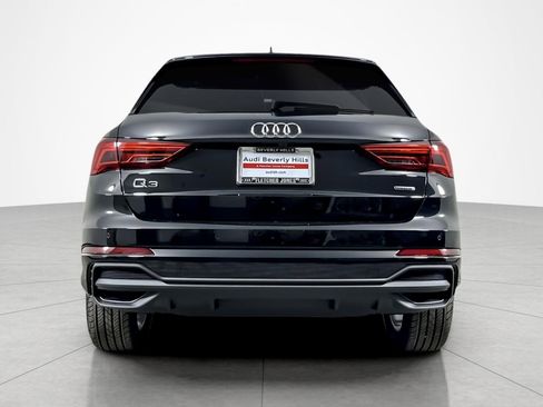 New 2025 Audi Q3 2.0T Premium image 5