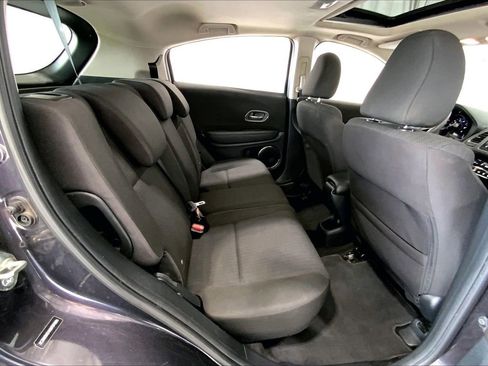 Used 2017 Honda HR-V EX image 20