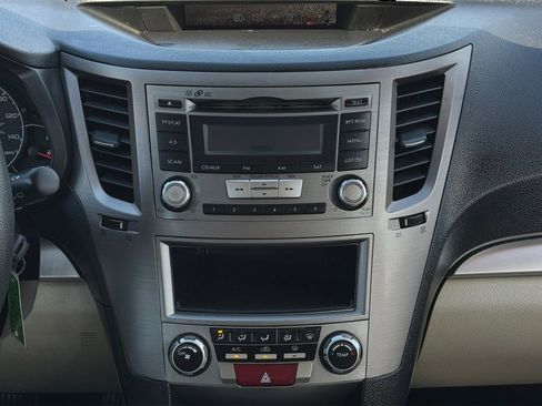 Used 2013 Subaru Outback 2.5i w/ Popular Pkg 1A AWD/4WD image 14