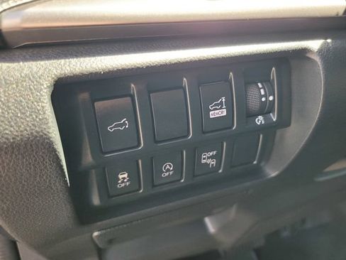 Used 2020 Subaru Forester Sport AWD/4WD image 17
