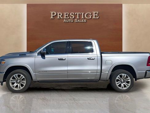 Used 2022 RAM 1500 Limited AWD/4WD image 9
