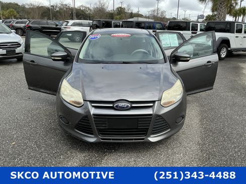 Used 2014 Ford Focus SE image 29