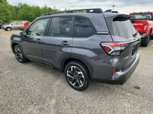 Used 2025 Subaru Forester Limited image 5