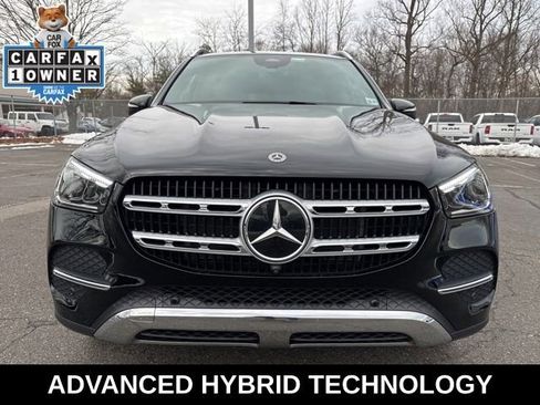 Used 2025 Mercedes-Benz GLE 450e GLE 450e w/ Winter Package image 2