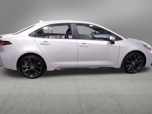 Used 2024 Toyota Corolla XSE image 6