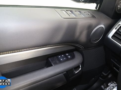 Used 2023 Land Rover Discovery S R-Dynamic image 33