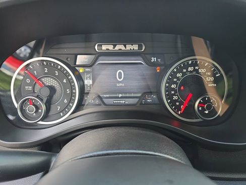 New 2026 RAM 1500 Laramie AWD/4WD image 19