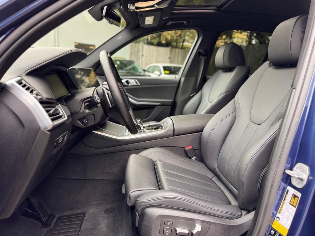 Used 2019 BMW X5 xDrive40i w/ Premium Package 2 AWD/4WD image 18