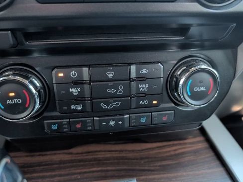 Used 2017 Ford F150 Lariat AWD/4WD image 21