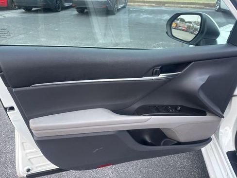 Used 2024 Toyota Camry LE image 21