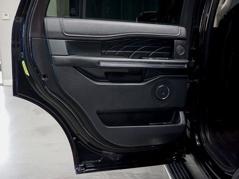 Used 2019 Ford Expedition Platinum image 53