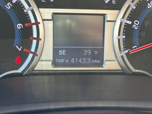 Used 2017 Toyota 4Runner Limited image 22