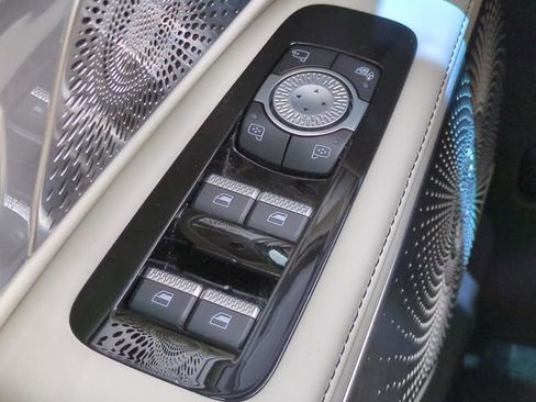 Used 2024 Lincoln Nautilus Black Label AWD/4WD image 21