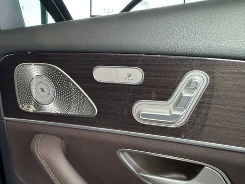 Used 2021 Mercedes-Benz GLS 450 4MATIC w/ Warmth & Comfort Package image 19