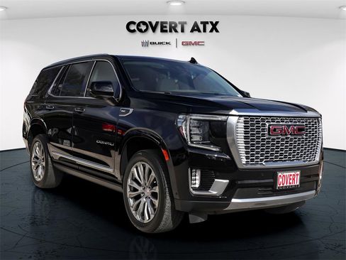 Used 2024 GMC Yukon Denali w/ Denali Reserve Package image 9