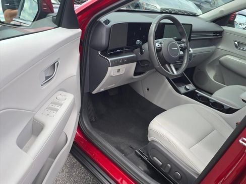 Used 2024 Hyundai Kona Limited AWD/4WD image 9