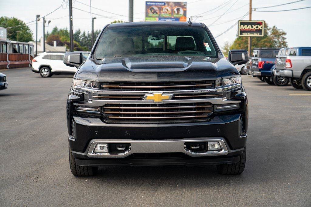Used 2020 Chevrolet Silverado 1500 High Country w/ Technology Package AWD/4WD image 3