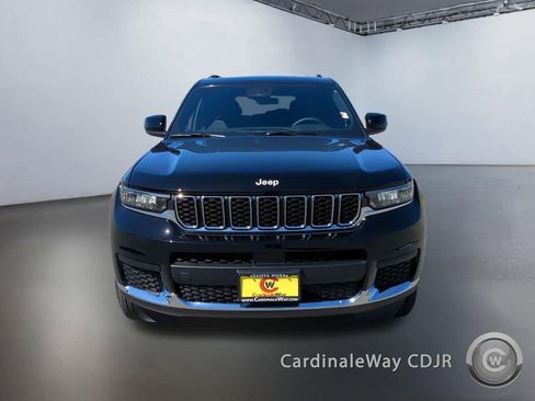 New 2026 Jeep Grand Cherokee L Laredo AWD/4WD image 2