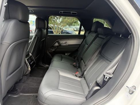 Used 2025 Land Rover Range Rover Sport Dynamic SE AWD/4WD image 29