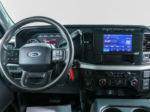 Used 2024 Ford F350 XLT w/ FX4 Off-Road Package AWD/4WD image 18