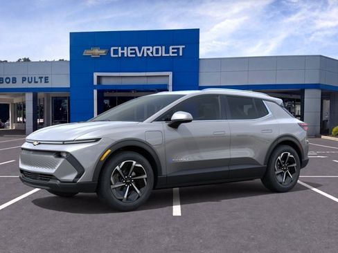 New 2026 Chevrolet Equinox EV LT FWD image 2
