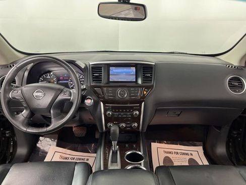 Used 2016 Nissan Pathfinder SL image 40