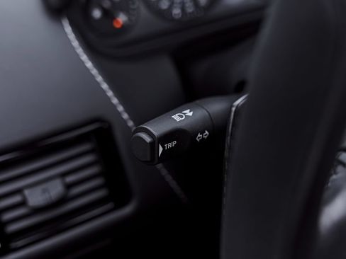Used 2016 Aston Martin DB9 GT RWD image 66
