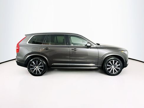 Used 2024 Volvo XC90 B5 Core w/ Protection Package Premier image 10