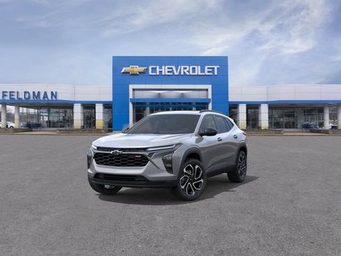 New 2026 Chevrolet Trax RS w/ Sunroof Package FWD image 8