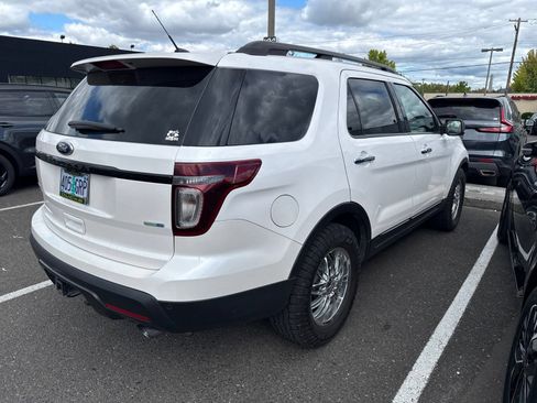 Used 2014 Ford Explorer Sport w/ Equipment Group 401A AWD/4WD image 3