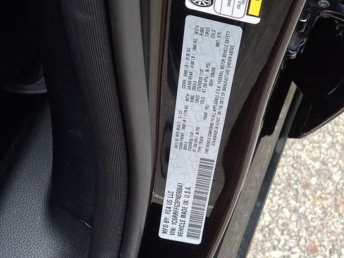 Certified 2023 RAM 1500 Big Horn AWD/4WD image 28