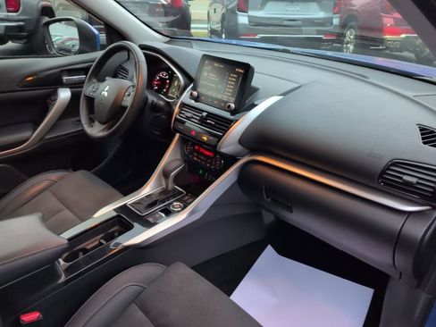 Used 2022 Mitsubishi Eclipse Cross SE image 41