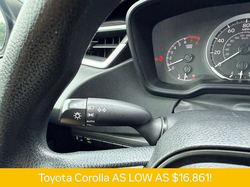Used 2020 Toyota Corolla LE FWD image 22
