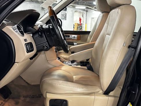 Used 2015 Land Rover LR4 HSE LUX image 20