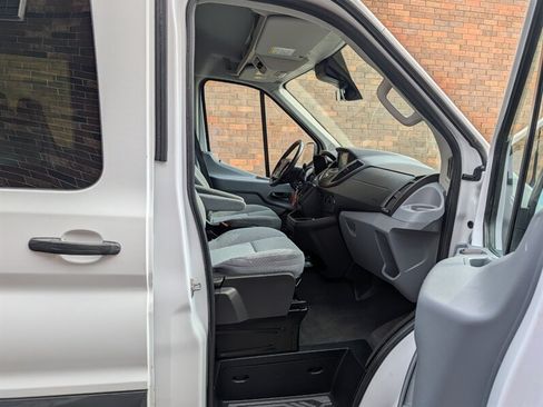 Used 2016 Ford Transit 350 XLT RWD image 18