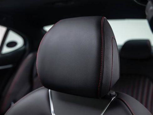 New 2026 Genesis G70 3.3T Sport Prestige RWD image 20