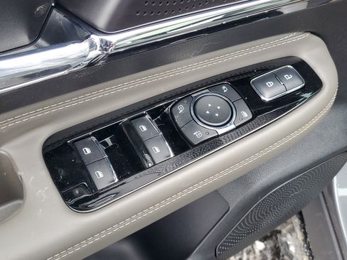 New 2026 Lincoln Corsair Premiere image 10