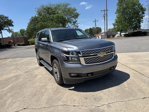 Used 2018 Chevrolet Tahoe LT w/ LT Signature Package image 1