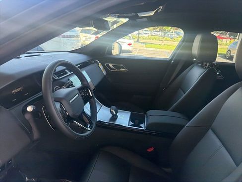Used 2026 Land Rover Range Rover Velar S image 8